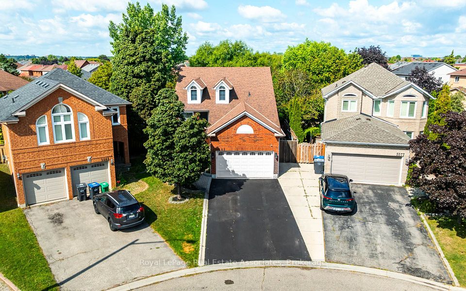 5581 Wheatland Court, Mississauga, ON L5V 2E4 at 5581 Wheatland Court, Mississauga, ON L5V 2E4, Mississauga, ON, L5V 2E4