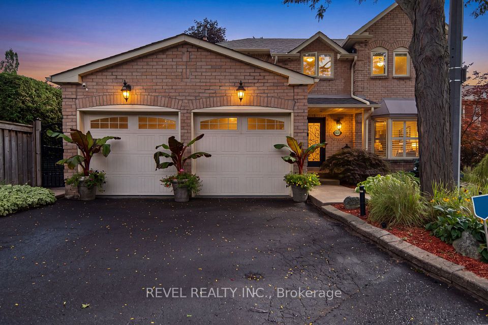 6624 Mockingbird Lane, Mississauga, ON L5N 5K4 at 6624 Mockingbird Lane, Mississauga, ON L5N 5K4, Mississauga, ON, L5N 5K4