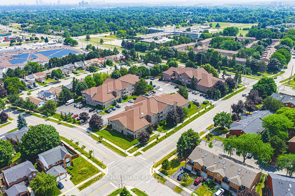 3050 Pinemeadow Drive 6, Burlington, ON L7M 3X5 at 3050 Pinemeadow Drive 6, Burlington, ON L7M 3X5, Burlington, ON, L7M 3X5