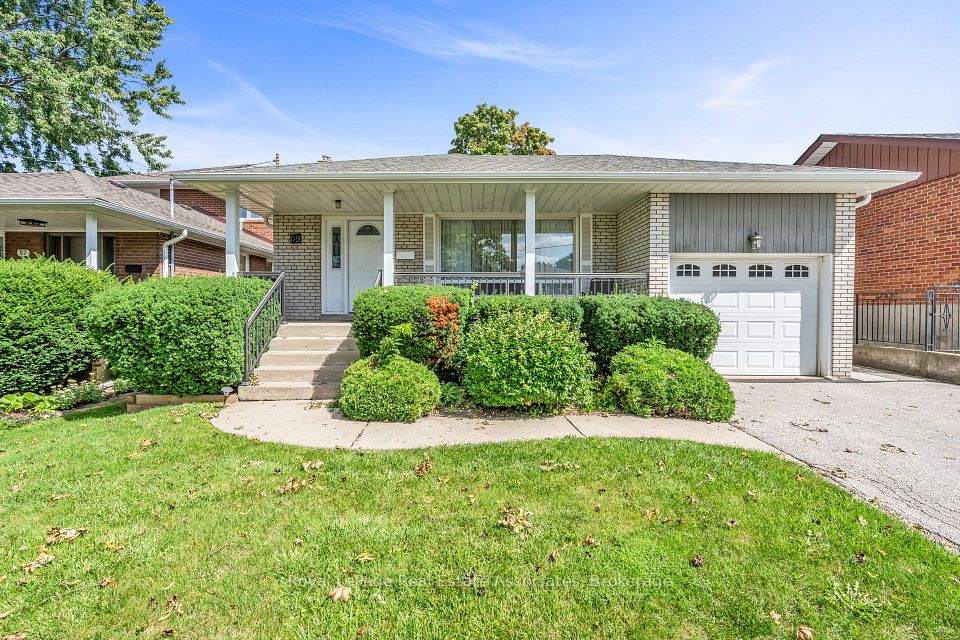 59 Stapleton Drive, Toronto, ON M9R 2Z8 at 59 Stapleton Drive, Toronto, ON M9R 2Z8, Toronto W09, ON, M9R 2Z8