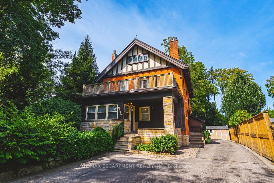 2177 Lakeshore Road, Burlington, ON L7R 1A5 at 2177 Lakeshore Road, Burlington, ON L7R 1A5, Burlington, ON, L7R 1A5