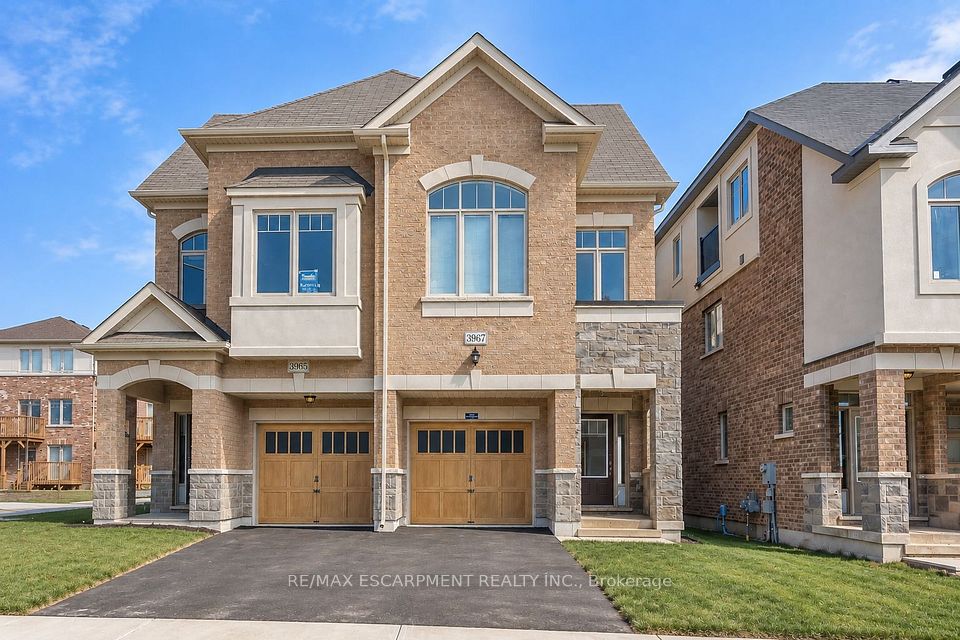 Semi-Detached at 3967 Leonardo Street, Burlington, ON L7M 0Z7, Burlington