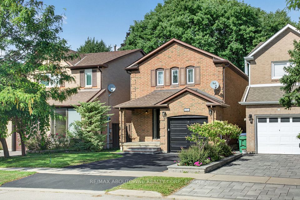 4353 Sawmill Valley Drive, Mississauga, ON L5L 3L3 at 4353 Sawmill Valley Drive, Mississauga, ON L5L 3L3, Mississauga, ON, L5L 3L3
