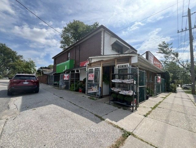 237 Park Lawn Road, Toronto, ON M8Y 3J3