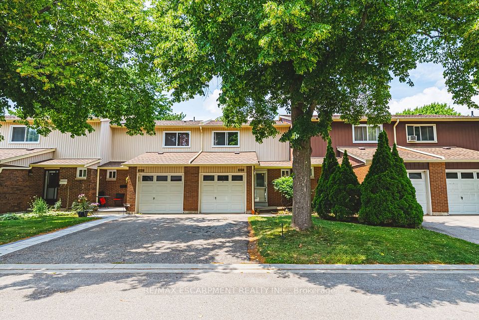 564 Sheraton Road 14, Burlington, ON L7L 4B2 at 564 Sheraton Road 14, Burlington, ON L7L 4B2, Burlington, ON, L7L 4B2