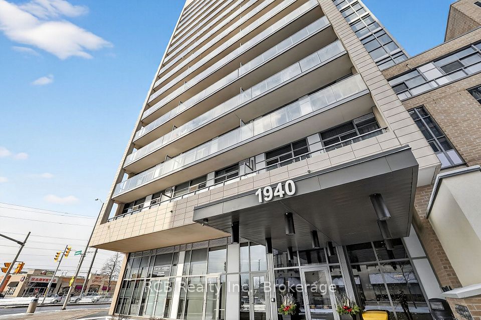 Condo Apartment at 1940 IRONSTONE Drive 1006, Burlington, ON L7L 0E4, Burlington