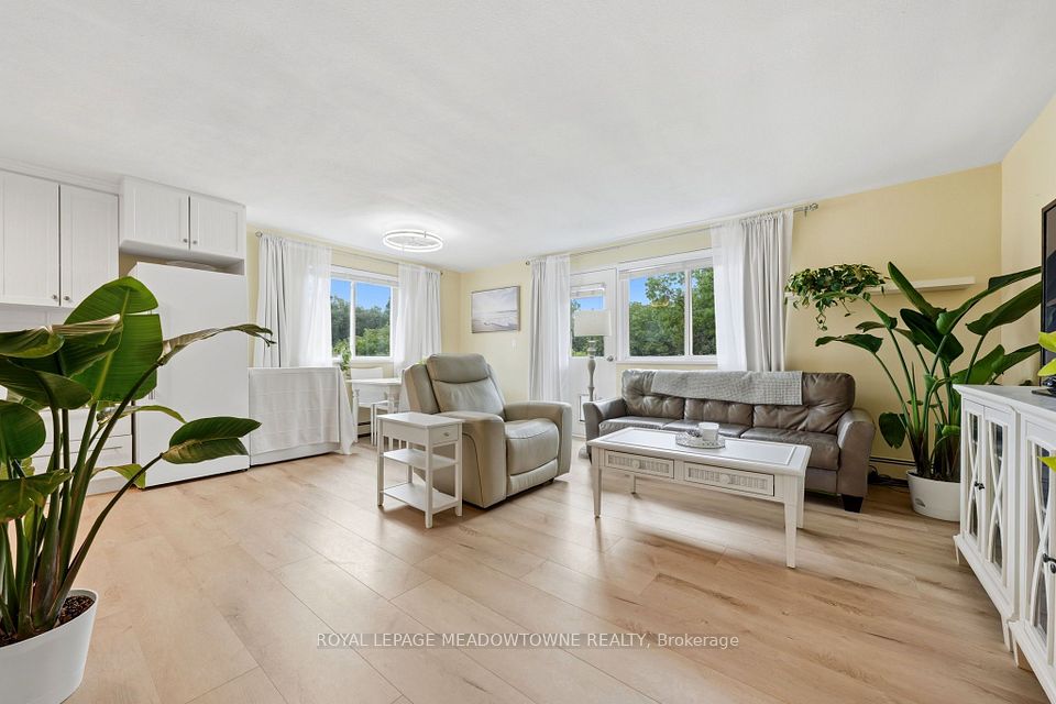 49 Park Avenue 301, Halton Hills, ON L7G 3H9 at 49 Park Avenue 301, Halton Hills, ON L7G 3H9, Halton Hills, ON, L7G 3H9