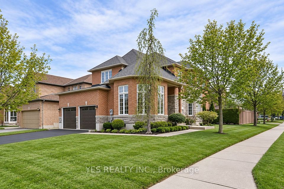17 Snowcap Road, Brampton, ON L6R 1W2 at 17 Snowcap Road, Brampton, ON L6R 1W2, Brampton, ON, L6R 1W2