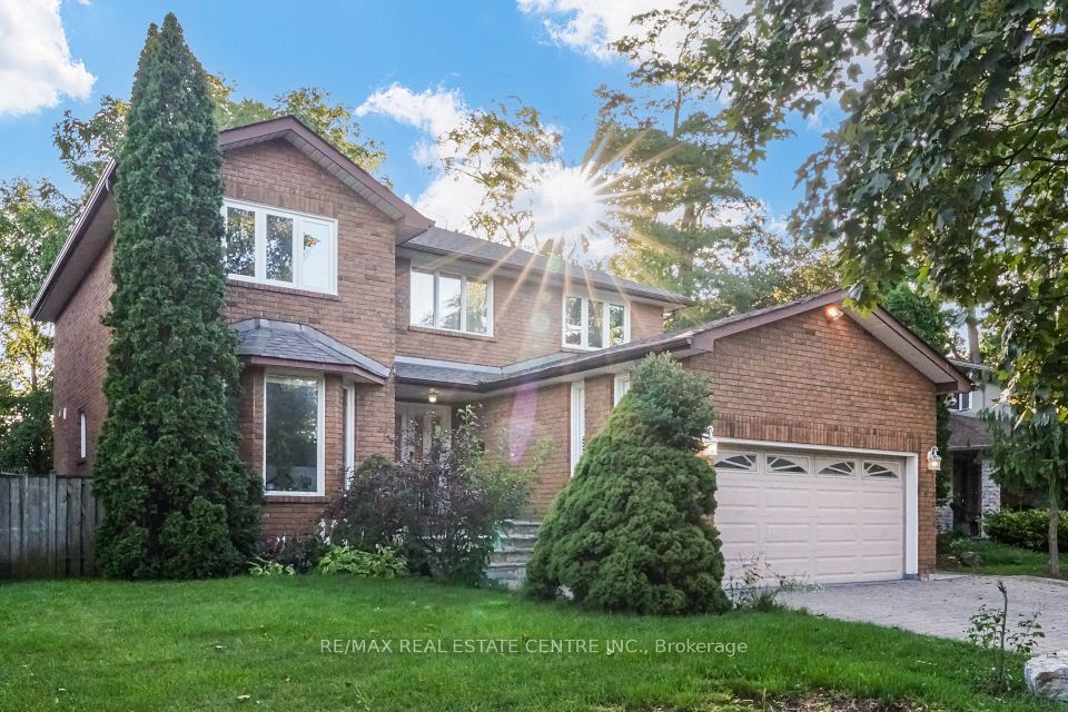 Detached at 167 Whitchurch Mews Upper Level, Mississauga, ON L5A 4B2, Mississauga