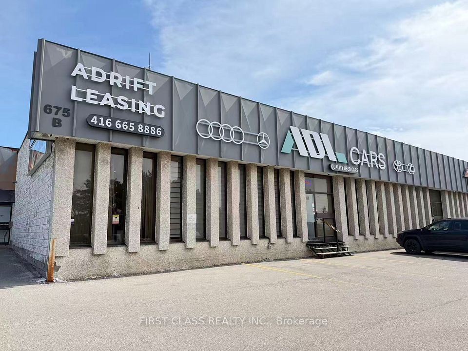 675B Petrolia Road, Toronto, ON M3J 2N6