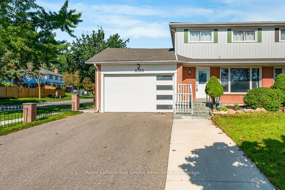 2782 Hollington Crescent, Mississauga, ON L5K 1E9 at 2782 Hollington Crescent, Mississauga, ON L5K 1E9, Mississauga, ON, L5K 1E9