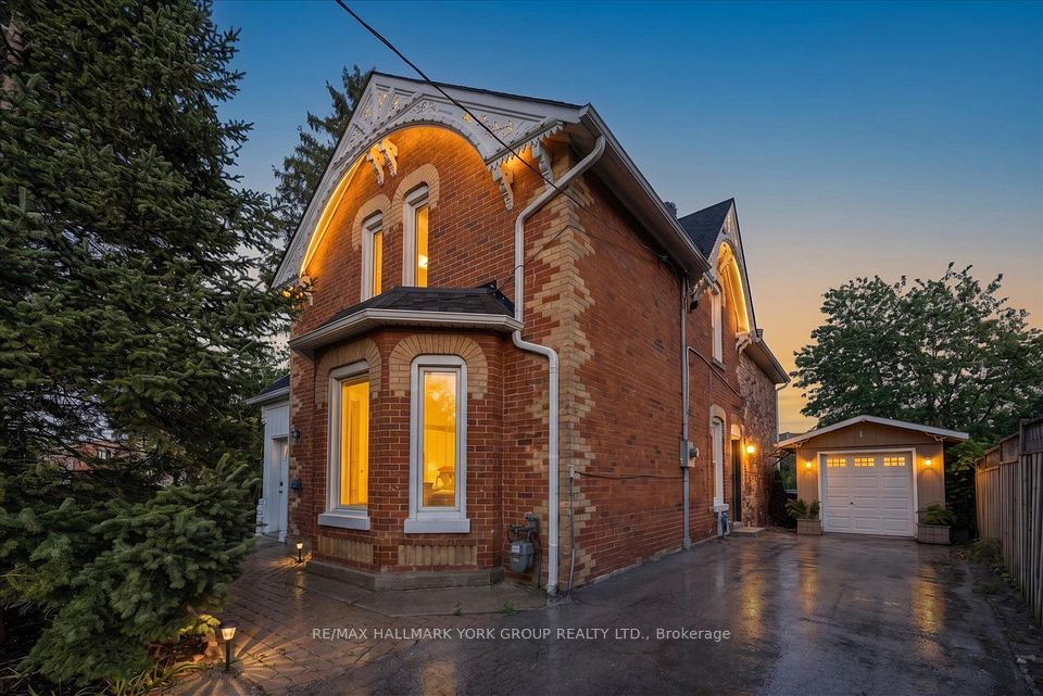 16 Scarboro Street, Mississauga, ON L4T 1E4 at 16 Scarboro Street, Mississauga, ON L4T 1E4, Mississauga, ON, L4T 1E4
