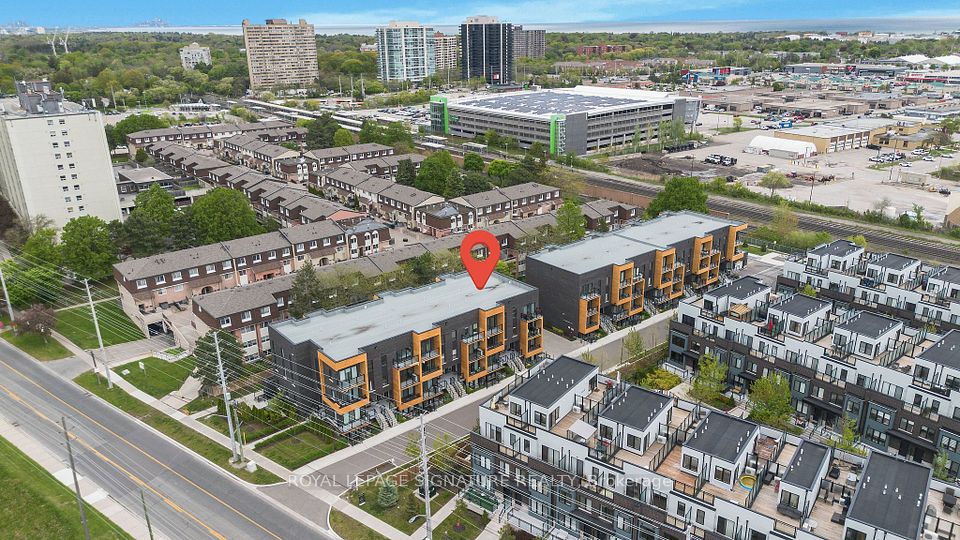 Condo Apartment at 1165 Journeyman Lane 214, Mississauga, ON L5J 0B6, Mississauga