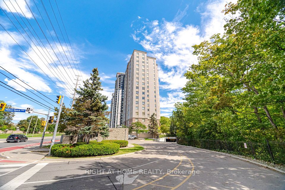 200 BURNHAMTHORPE Road E 1106, Mississauga, ON L5A 4L4 at 200 BURNHAMTHORPE Road E 1106, Mississauga, ON L5A 4L4, Mississauga, ON, L5A 4L4