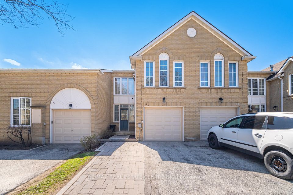 3 Hartnell Square 2, Brampton, ON L6S 5W7 at 3 Hartnell Square 2, Brampton, ON L6S 5W7, Brampton, ON, L6S 5W7