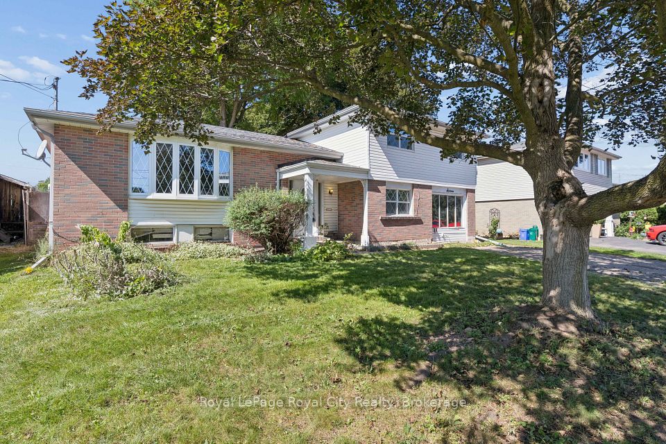 16 Heather Court, Halton Hills, ON L7G 2R6 at 16 Heather Court, Halton Hills, ON L7G 2R6, Halton Hills, ON, L7G 2R6
