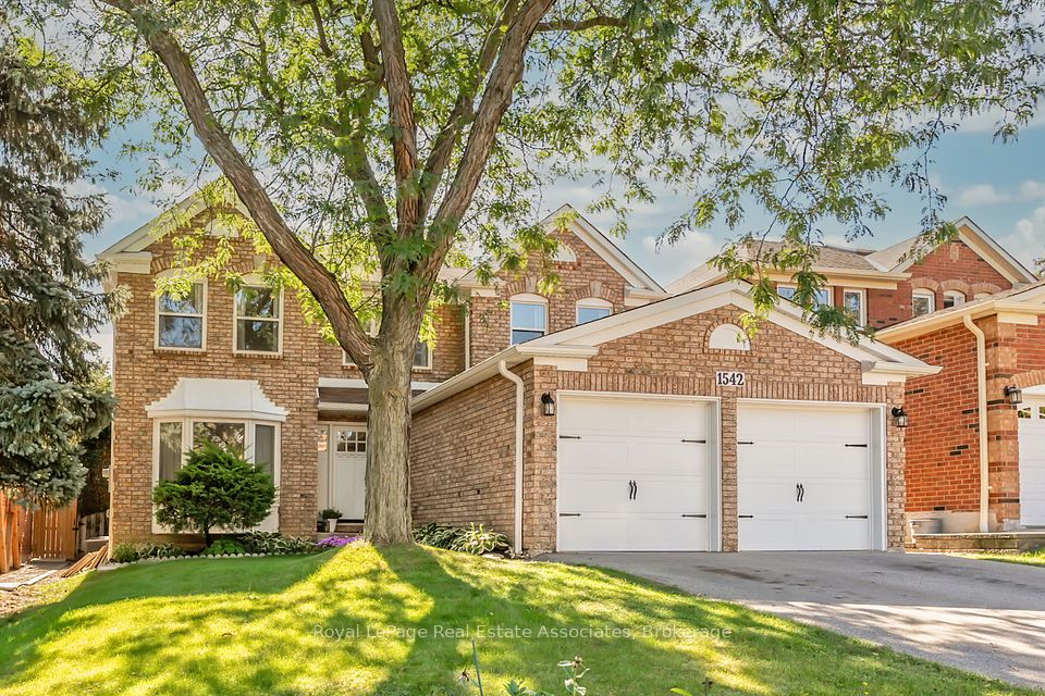 1542 Hollywell Avenue, Mississauga, ON L5N 4P5 at 1542 Hollywell Avenue, Mississauga, ON L5N 4P5, Mississauga, ON, L5N 4P5