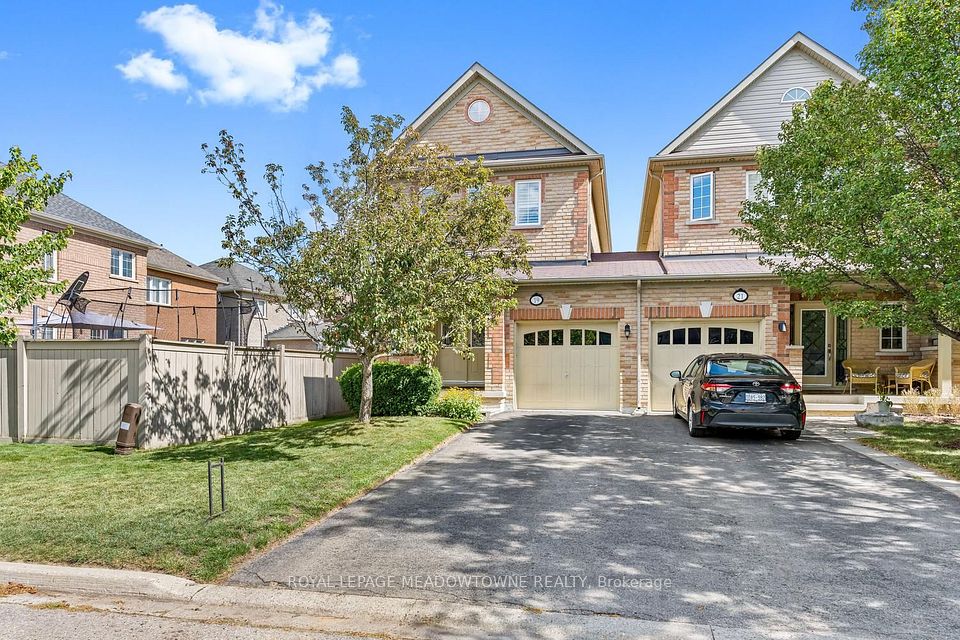 19 Goldham Way, Halton Hills, ON L7G 0B2 at 19 Goldham Way, Halton Hills, ON L7G 0B2, Halton Hills, ON, L7G 0B2