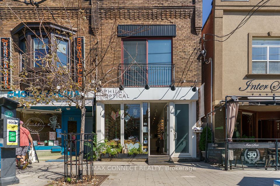 359 Roncesvalles Avenue, Toronto, ON M6R 2M8