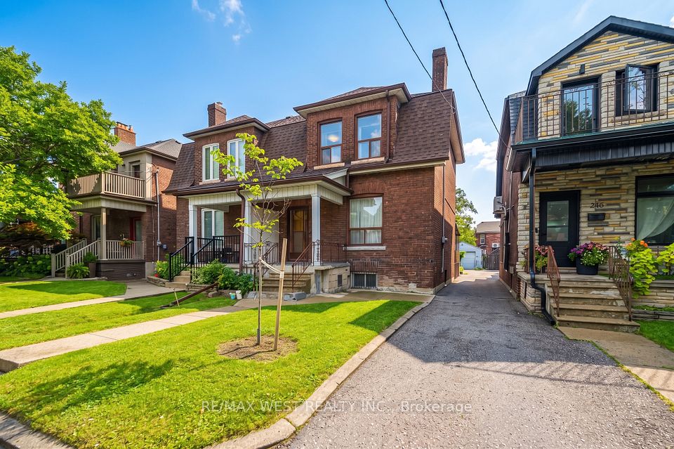 257 Delaware Avenue, Toronto, ON M6H 2T7 at 257 Delaware Avenue, Toronto, ON M6H 2T7, Toronto W02, ON, M6H 2T7