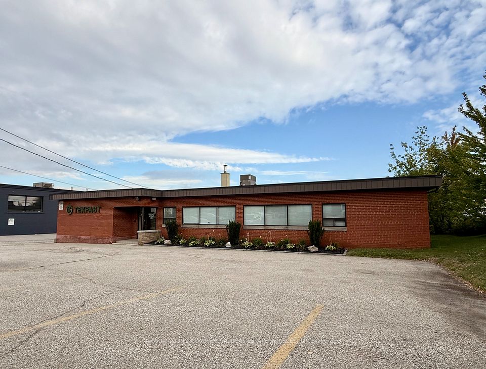 88 Tycos Drive, Toronto, ON M6B 1V9