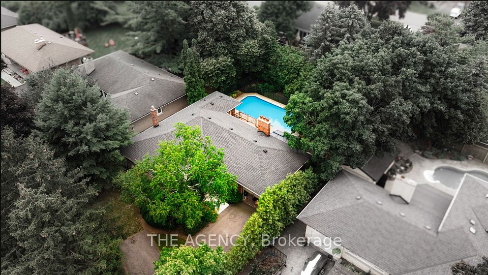 261 Wales Crescent, Oakville, ON L6L 3X8 at 261 Wales Crescent, Oakville, ON L6L 3X8, Oakville, ON, L6L 3X8