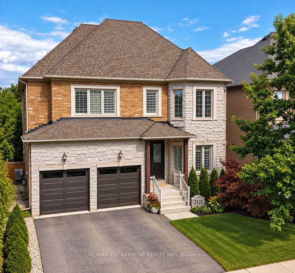 2121 Blackforest Crescent, Oakville, ON L6M 4T6 at 2121 Blackforest Crescent, Oakville, ON L6M 4T6, Oakville, ON, L6M 4T6