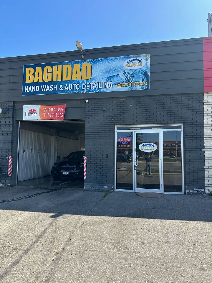 2292 Dundas Street W B, Mississauga, ON L5K 1R5