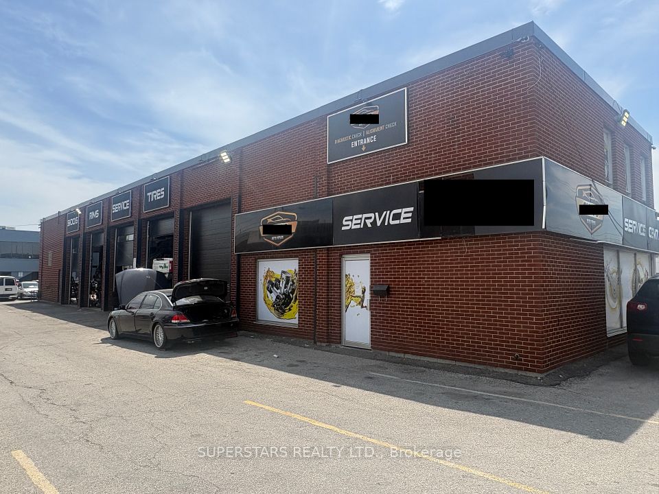 5235 Steeles Avenue W 1, Toronto, ON M9L 2W2