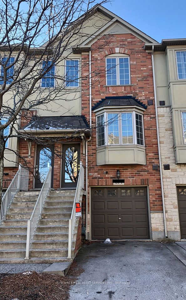 Att/Row/Townhouse at 674 Rowley Common, Burlington, ON L7L 0A5, Burlington
