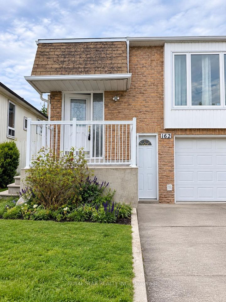 Semi-Detached at 162 Beech St Main Floor Street, Brampton, ON L6V 1V6, Brampton