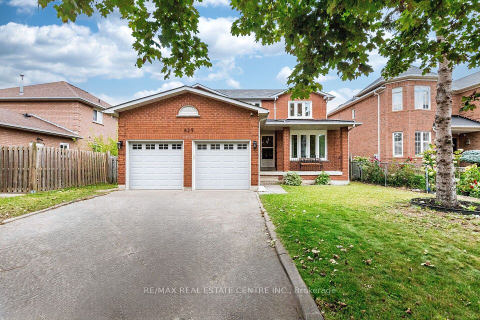 829 Stargazer Drive, Mississauga, ON L5V 1C5 at 829 Stargazer Drive, Mississauga, ON L5V 1C5, Mississauga, ON, L5V 1C5