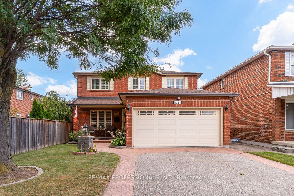 4357 Poltava Crescent, Mississauga, ON L4W 3B9 at 4357 Poltava Crescent, Mississauga, ON L4W 3B9, Mississauga, ON, L4W 3B9