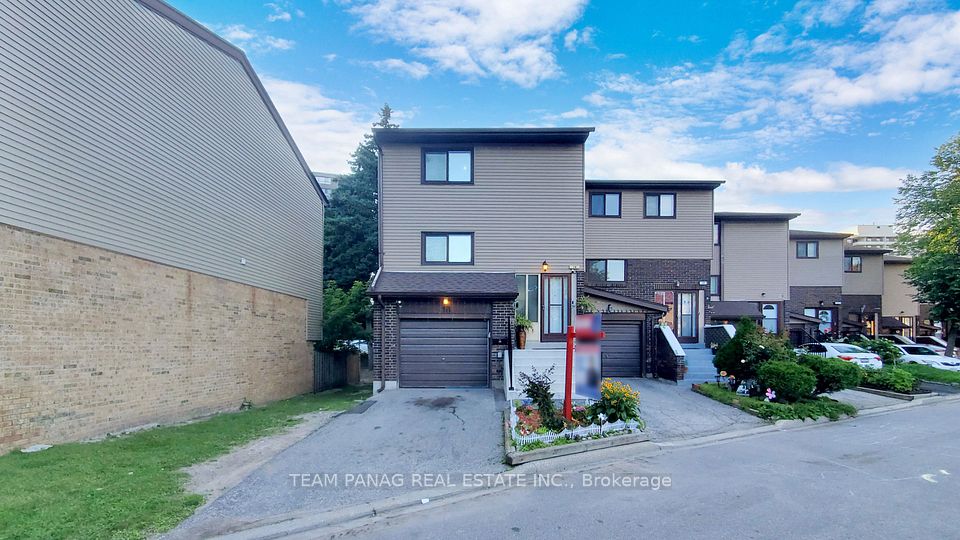 18 Carleton Place 18, Brampton, ON L6T 3Z4 at 18 Carleton Place 18, Brampton, ON L6T 3Z4, Brampton, ON, L6T 3Z4