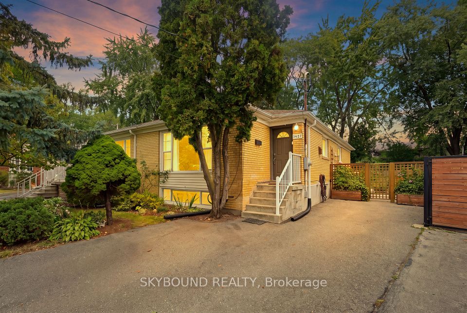 3427 Fellmore Drive, Mississauga, ON L5C 2E1 at 3427 Fellmore Drive, Mississauga, ON L5C 2E1, Mississauga, ON, L5C 2E1