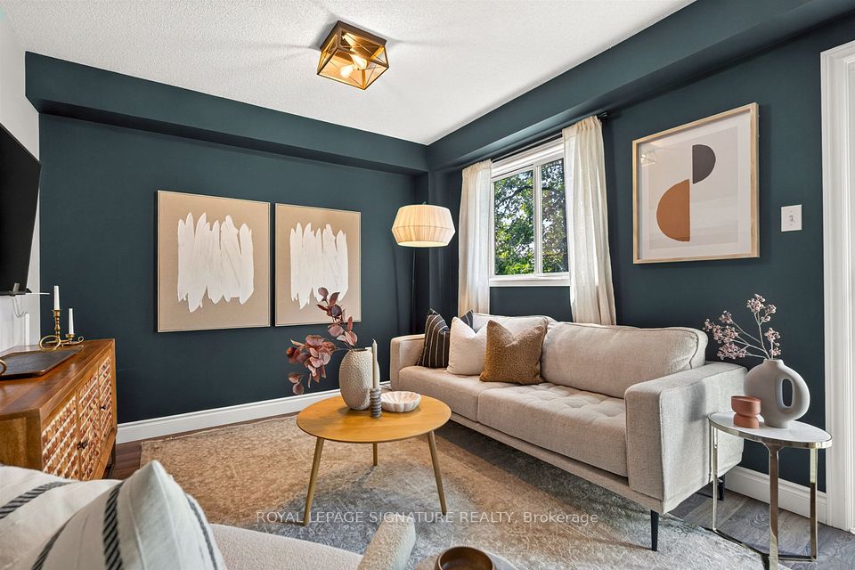 1373 Treeland Street, Burlington, ON L7R 4P4 at 1373 Treeland Street, Burlington, ON L7R 4P4, Burlington, ON, L7R 4P4