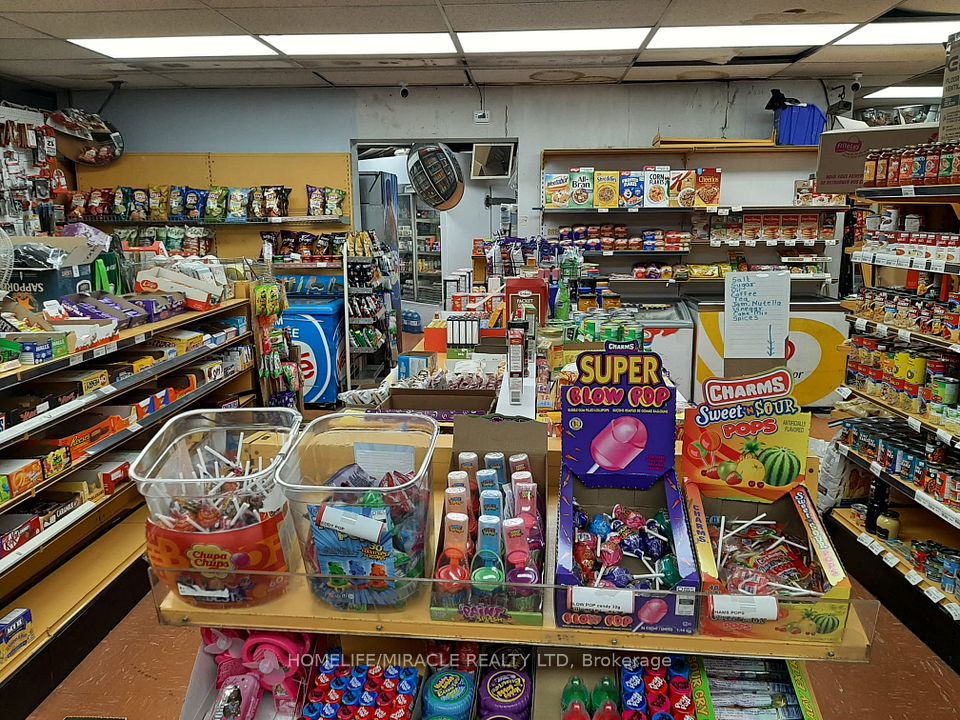 380 Dixon Road 104, Toronto, ON M9R 1T3