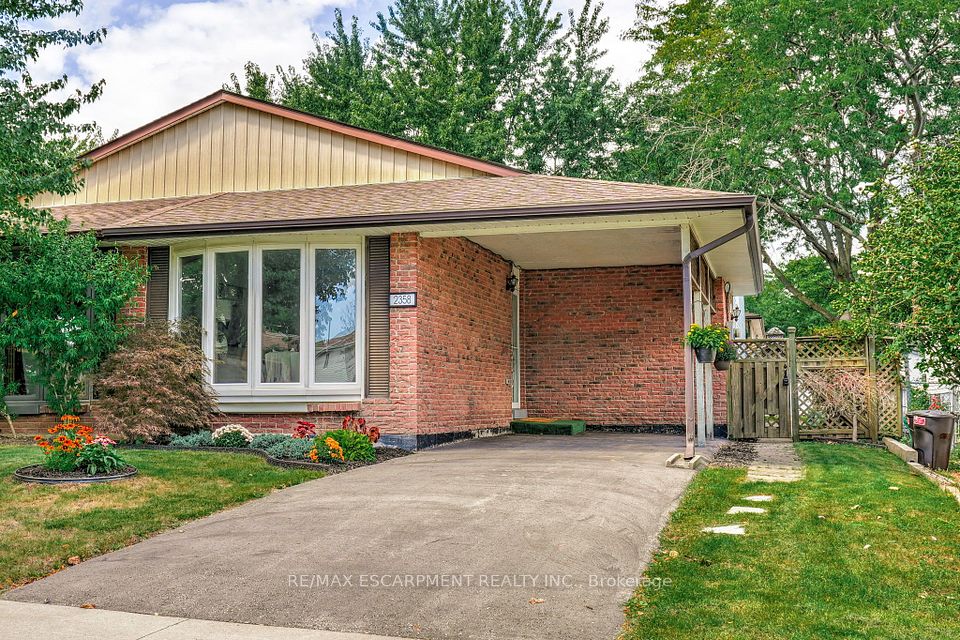 2358 Greenbank Trail, Burlington, ON L7P 3S8 at 2358 Greenbank Trail, Burlington, ON L7P 3S8, Burlington, ON, L7P 3S8