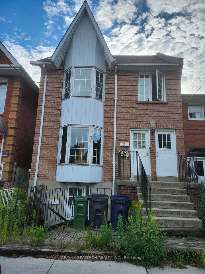 850 Ossington Avenue, Toronto, ON M6G 3V1 at 850 Ossington Avenue, Toronto, ON M6G 3V1, Toronto W02, ON, M6G 3V1