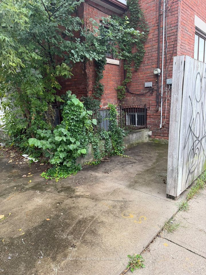 221 Westmoreland Avenue, Toronto, ON M6H 3A1 at 221 Westmoreland Avenue, Toronto, ON M6H 3A1, Toronto W02, ON, M6H 3A1