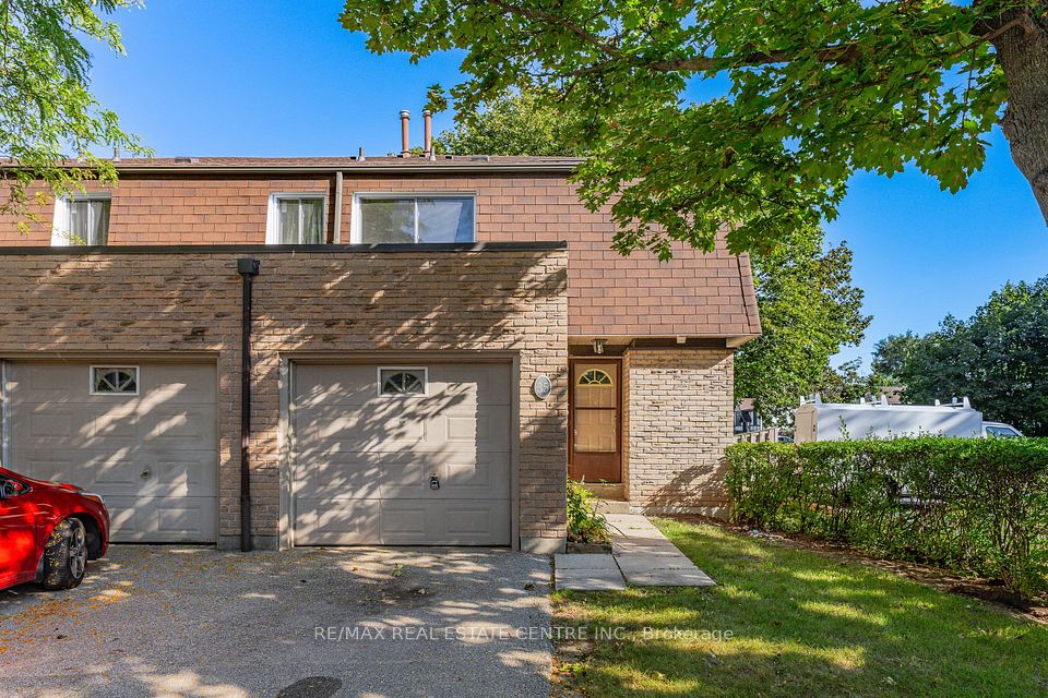 660 Oxford Road 35, Burlington, ON L7N 3M1 at 660 Oxford Road 35, Burlington, ON L7N 3M1, Burlington, ON, L7N 3M1