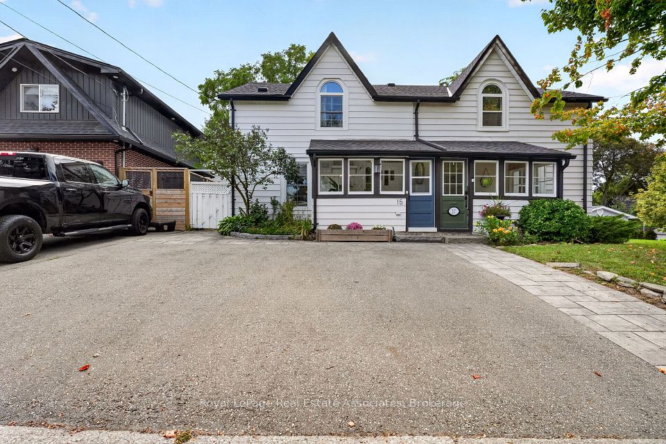 15 Charles Street, Halton Hills, ON L7G 2Z1 at 15 Charles Street, Halton Hills, ON L7G 2Z1, Halton Hills, ON, L7G 2Z1