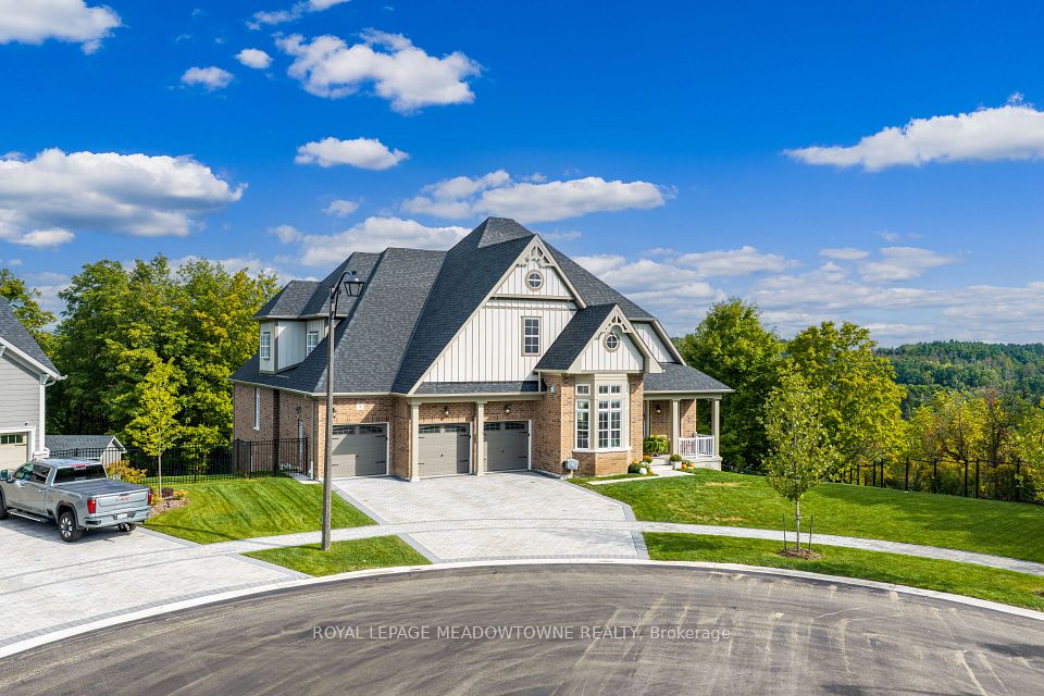 8 J B Robson Court, Halton Hills, ON L7G 0P3 at 8 J B Robson Court, Halton Hills, ON L7G 0P3, Halton Hills, ON, L7G 0P3