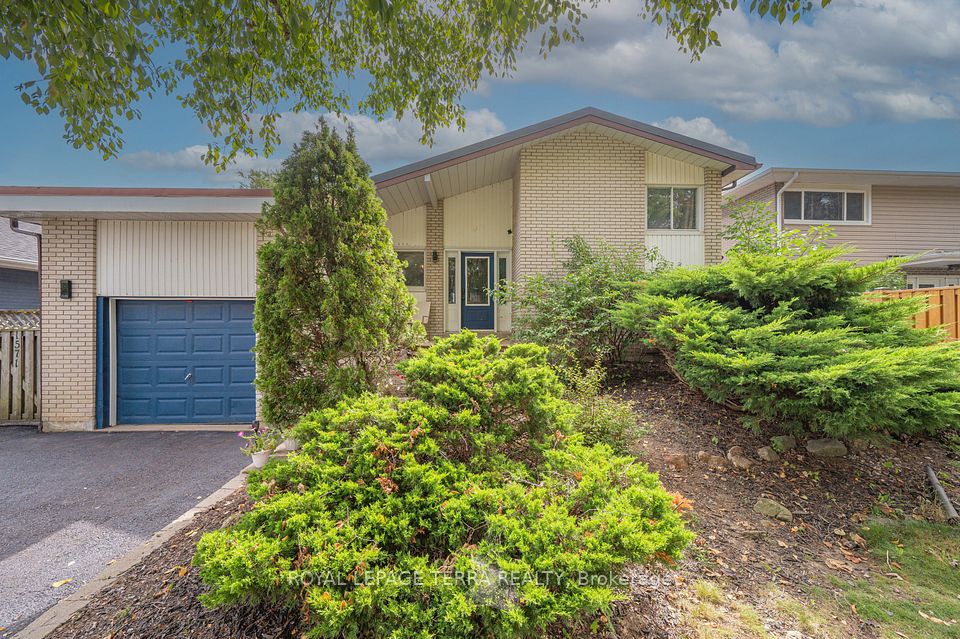 1571 Lewisham Drive, Mississauga, ON L5J 3R2 at 1571 Lewisham Drive, Mississauga, ON L5J 3R2, Mississauga, ON, L5J 3R2