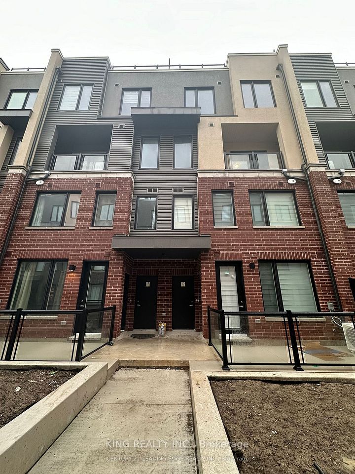 Att/Row/Townhouse at 3409 Ridgeway Drive 32, Mississauga, ON L5L 0B9, Mississauga