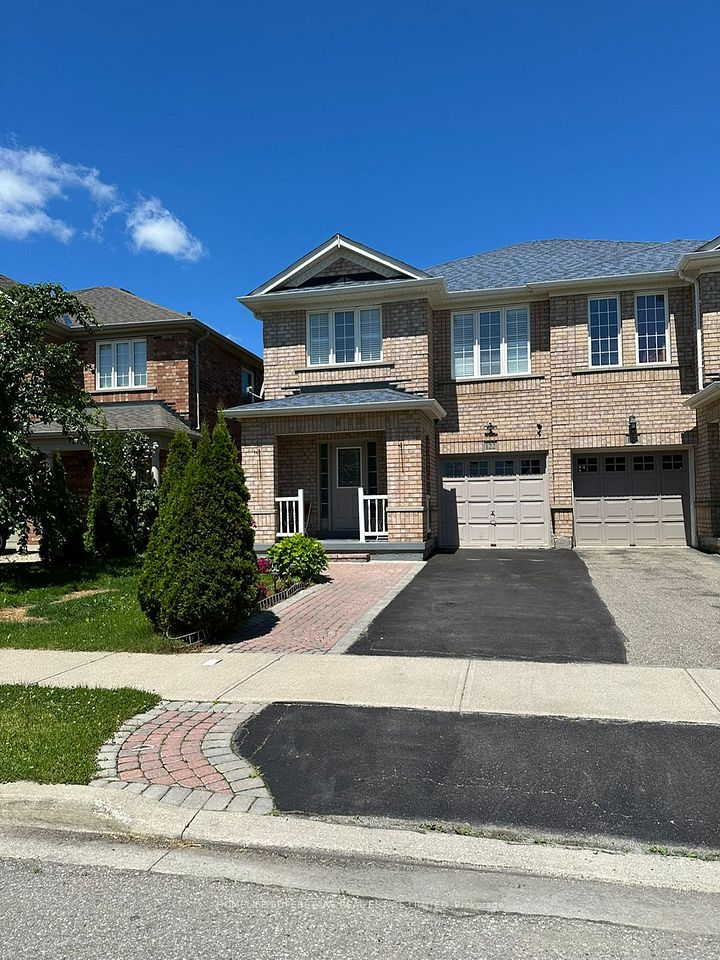 Semi-Detached at 122 Hollingsworth Circle, Brampton, ON L7A 0J5, Brampton
