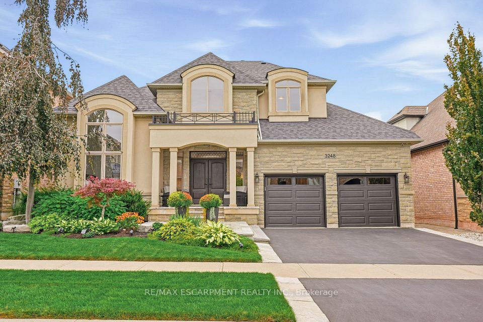 3248 Ribble Crescent, Oakville, ON L6M 0B1 at 3248 Ribble Crescent, Oakville, ON L6M 0B1, Oakville, ON, L6M 0B1