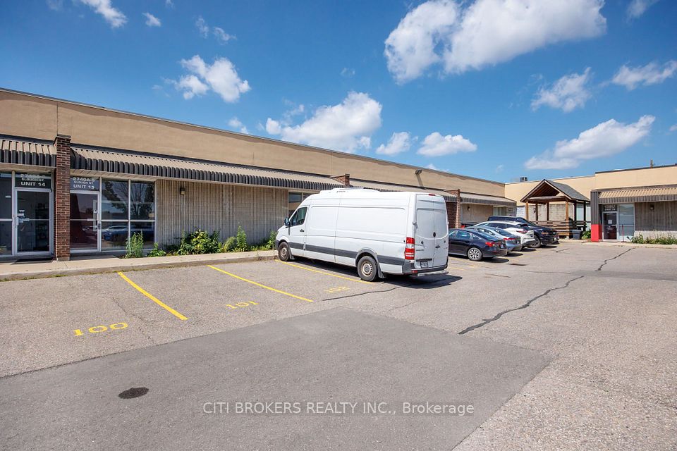 2740 Slough Street 5, Mississauga, ON L4T 1G3