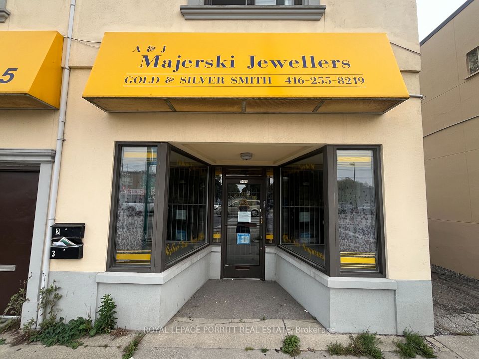 3467 Lake Shore Boulevard W, Toronto, ON M8W 1N2