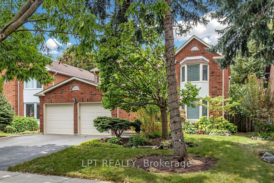 1579 Lovelady Crescent, Mississauga, ON L4W 2Y9 at 1579 Lovelady Crescent, Mississauga, ON L4W 2Y9, Mississauga, ON, L4W 2Y9